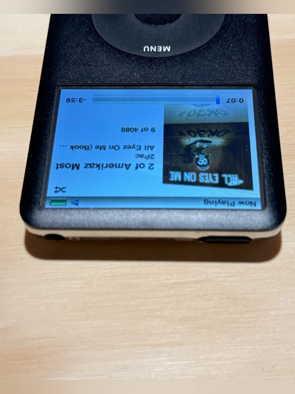 iPod Model:A1238 6thGEN 80GB Blk Tested Bad Battery 30m-1HR w/4089Song-Charg!!